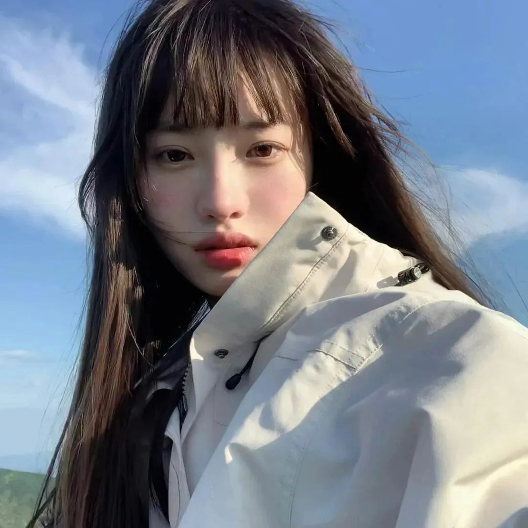 我靠摆摊娶富婆